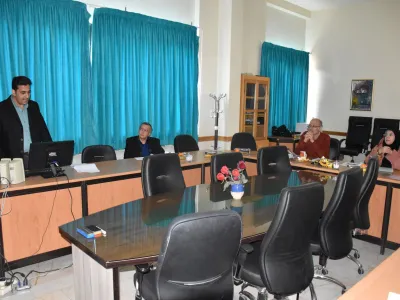دفاع پایان نامه آقای حمید رضا گراوند دانشجوی کارشناسی ارشد آموزش جامعه نگر در نظام سلامت 